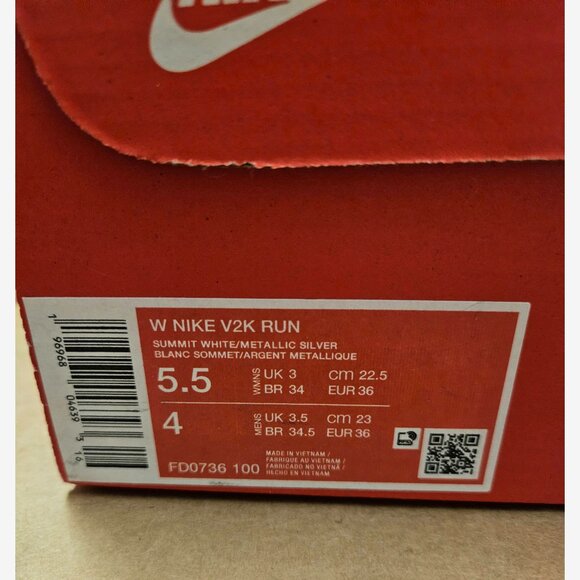 Nike V2K Run Women's Running Sneakers White Metallic Silver FD0736-100 Size 5.5 - Picture 10 of 10